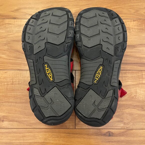 Keen Newport H2 Hiking Sandals US 7 size EU 39 Red main image 5